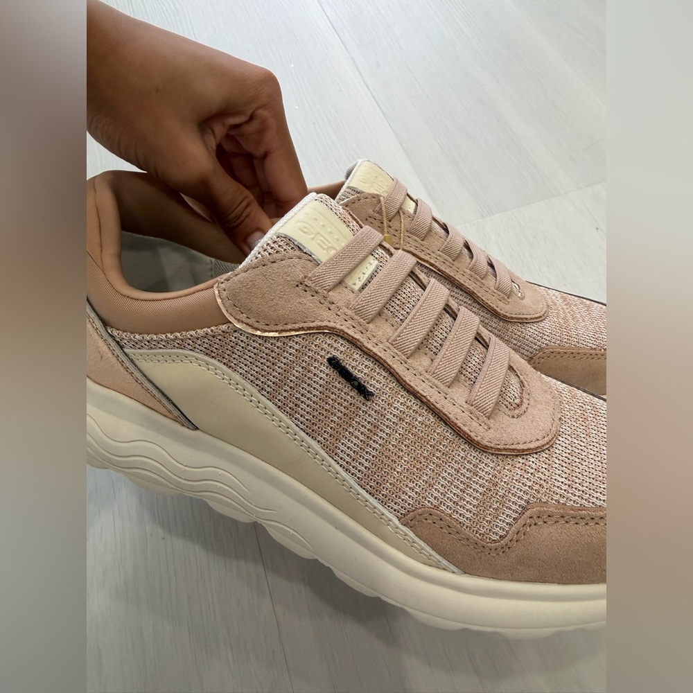 Geox Women's Pink "Spheric" Sneakers 7/7.5 - Picture 5 of 9